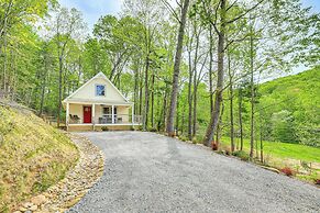 Farm On-site: Mtn-view Cottage in Hendersonville!