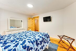 Mtn-view Deck: Scenic Conway Log Cabin!