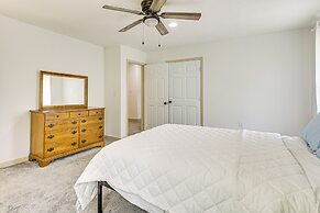 14 Mi to Dtwn: Secluded Stay in Murphy!