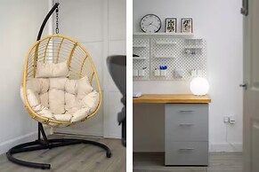 Stylish House in Perth-hot Tub-garden-sleeps 6