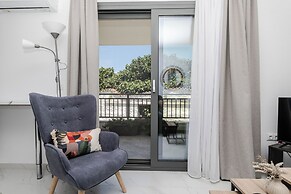 Phaedrus Living: Skiathos Luxury Residences Blu