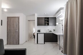 Phaedrus Living: Skiathos Luxury Residences Blu