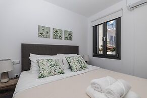 Phaedrus Living: Skiathos Luxury Residences Blu