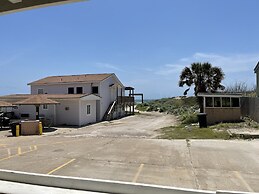 Beachgate Condo Suites And Hotel 217 1 Bedroom Condo