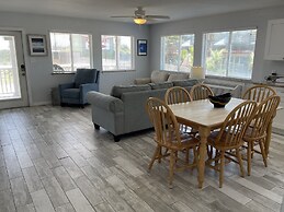 Beachgate Condo Suites And Hotel 217 1 Bedroom Condo