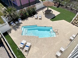 Beachgate Condo Suites And Hotel 331+332 4 Bedroom Condo