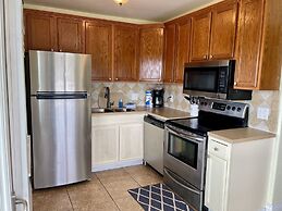 Beachgate Condo Suites And Hotel 121 1 Bedroom Condo