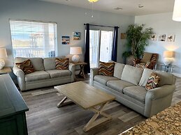 Beachgate Condo Suites And Hotel 321+322 4 Bedroom Condo