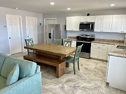 Beachgate Condo Suites And Hotel 224+226 2 Bedroom Condo