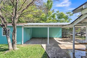 Retro Revival With Modern Luxury 3 Bedroom Home