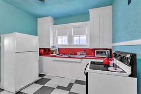 Retro Revival With Modern Luxury 3 Bedroom Home