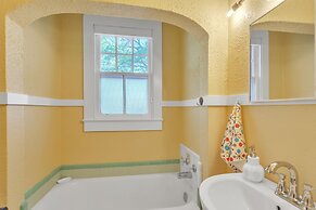 Retro Revival With Modern Luxury 3 Bedroom Home