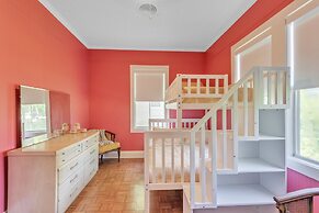 Retro Revival With Modern Luxury 3 Bedroom Home