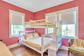 Retro Revival With Modern Luxury 3 Bedroom Home