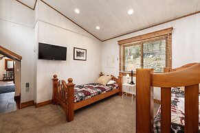 West Portal Cabin 4 Bedroom Cabin