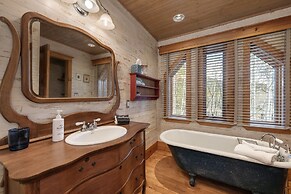 West Portal Cabin 4 Bedroom Cabin