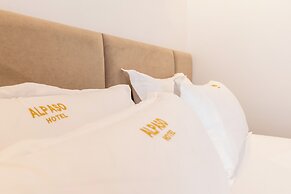 Alpaso Hotel