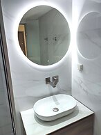 Seaside Apartment Near the City Center