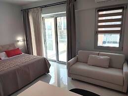 Seaside Apartment Near the City Center