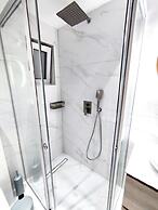 Seaside Apartment Near the City Center