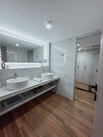 ng Lique Pool Garden Apartment