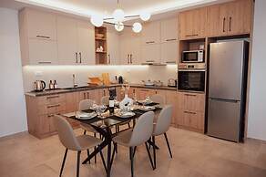 ng Lique Pool Garden Apartment