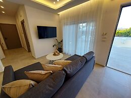 ng Lique Pool Garden Apartment