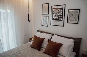 ng Lique Pool Garden Apartment