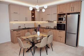 ng Lique Pool Garden Apartment