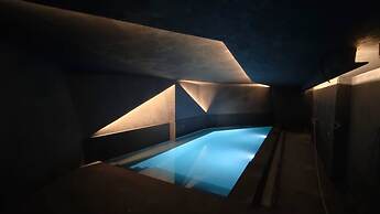 Thirty Three Boutique by K Hotels