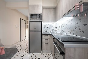 Phedra Studios Nilie Hospitality MGMT