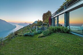 Skyline Villa Bre With Private Pool