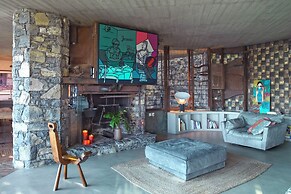 Skyline Villa Bre With Private Pool