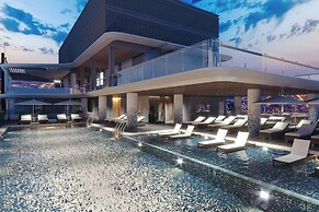 Courtyard by Marriott Danang Han River