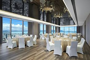 Courtyard by Marriott Danang Han River