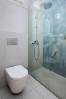 EIGHT OLIVES LUXURY VILLA
