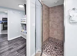 Palms Resort #2406 Jr. 2BR