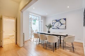 Belgravia - Charming Spacious 4 Bed Home for 9