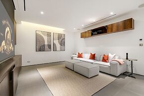 Paddington Luxury 3-bed Mews Private Cinema Gym