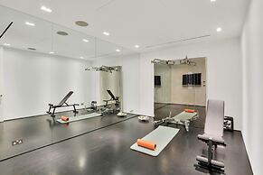 Paddington Luxury 3-bed Mews Private Cinema Gym