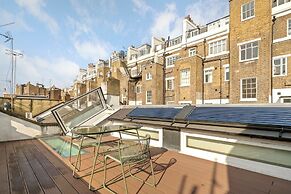 Paddington Luxury 3-bed Mews Private Cinema Gym