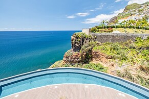 Atlantic Gem by Madeira Sun Travel