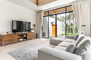 Anchan Flora By Villacarte