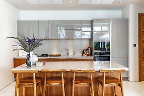 Anchan Flora By Villacarte