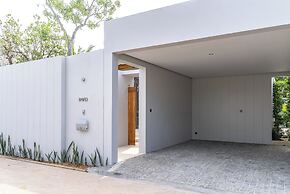 Anchan Flora By Villacarte