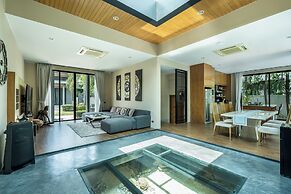 Baan Bua Bt17 By Villacarte