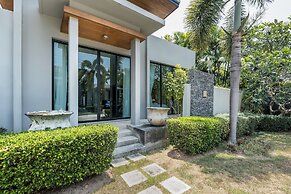 Baan Bua Bt17 By Villacarte