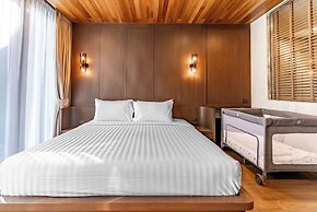 Chariot By Villacarte