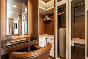 Chariot By Villacarte