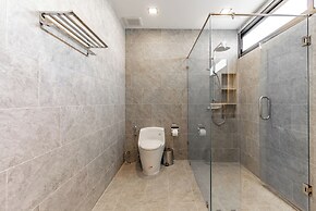 Chariot By Villacarte